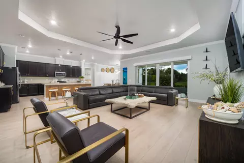 642 SE Goldenrod Rd, Port Saint Lucie, FL 34984