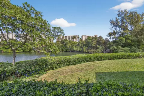 2101 Fairway Dr S, Jupiter, FL 33477 photo 2