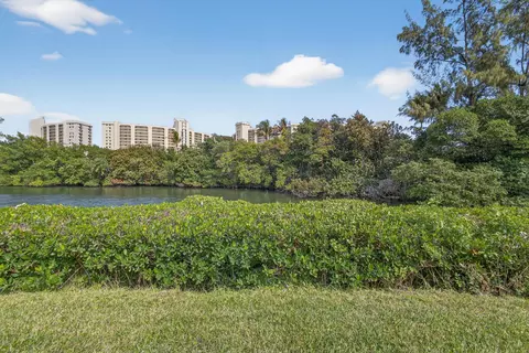 2101 Fairway Dr S, Jupiter, FL 33477 photo 33