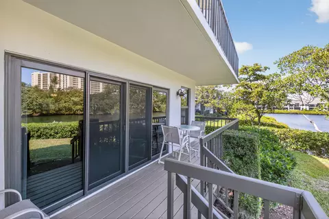 2101 Fairway Dr S, Jupiter, FL 33477 photo 37