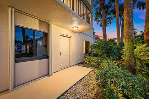 1601 Marina Isle Way #106, Jupiter, FL 33477