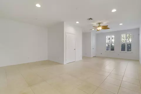 4273 E Main St E, Jupiter, FL 33458 photo 5