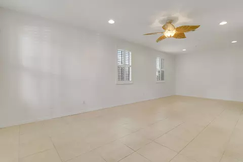 4273 E Main St E, Jupiter, FL 33458 photo 9