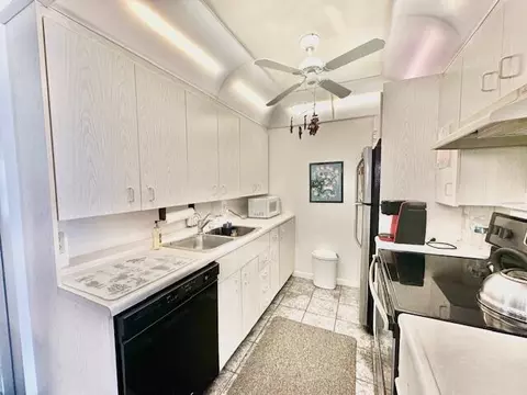 4091 Cornwall E, Boca Raton, FL 33434 photo 4
