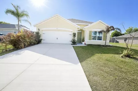 756 Media Ter, Sebastian, FL 32958