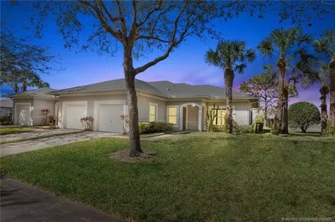 1781 S Dovetail Dr #2, Fort Pierce, FL 34982