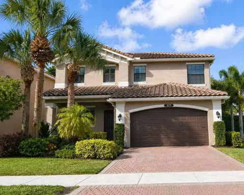 8079 Snowflake Obsidian Trl, Delray Beach, FL 33446