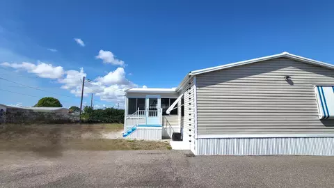1054 21st St, Okeechobee, FL 34974 photo 4