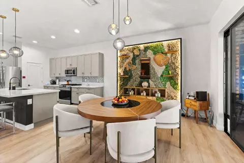 4931 Whispering Way, Davie, FL 33312