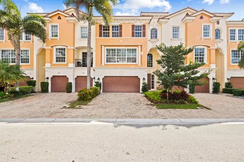 5580 NE Trieste Ter, Boca Raton, FL 33487