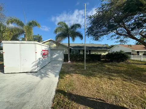709 Enfield Rd, Delray Beach, FL 33444