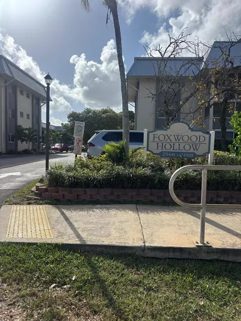 2980 Riverside Dr #323-3, Coral Springs, FL 33065