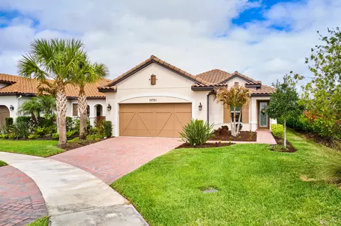 12701 SW Ambra St, Port Saint Lucie, FL 34987