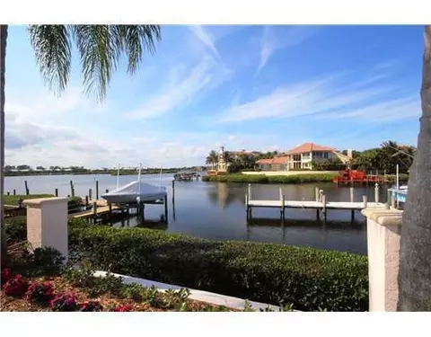 338 Eagle Dr, Jupiter, FL 33477 photo 2