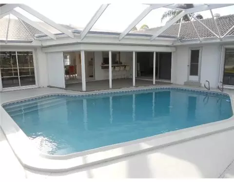 2881 SE Fairway W, Stuart, FL 34997 photo 3