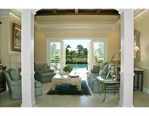 445 Red Hawk Dr, Jupiter, FL 33477 photo 2