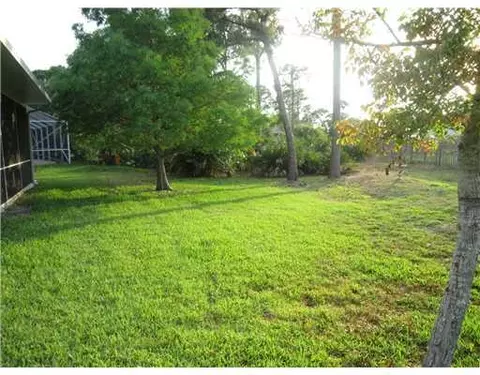 4675 SE Winter Haven Ct, Stuart, FL 34997 photo 11