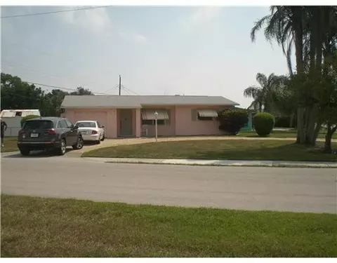 4701 SEdison Ave, Stuart, FL 34997 photo 1