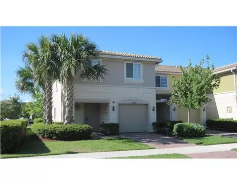 5319 SE Mitchell Ln, Stuart, FL 34997 photo 1