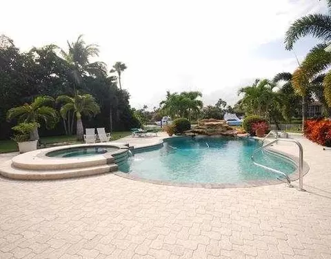 464 Mariner Dr, Jupiter, FL 33477 photo 13