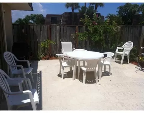 2031 20th Ct, Jupiter, FL 33477 photo 11
