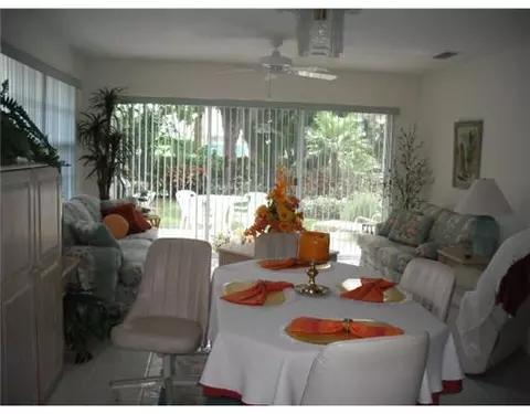 255 Brier Cir, Jupiter, FL 33458 photo 6