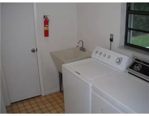 5595 Orange St, Stuart, FL 34997 photo 7