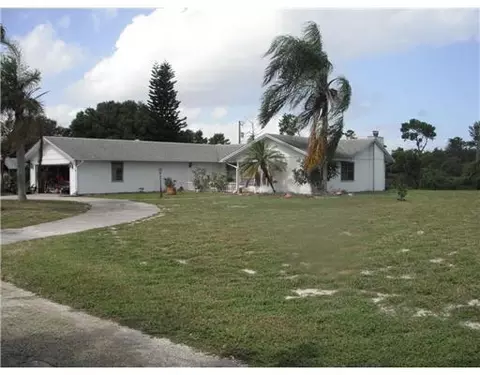 5153 SE Harbor Ter, Stuart, FL 34997 photo 2