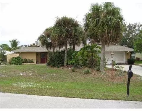 3770 SE Quanset Ter, Stuart, FL 34997 photo 1