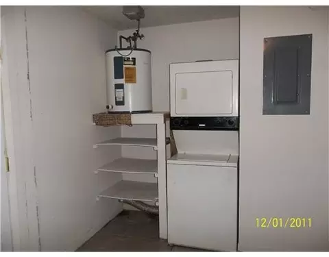 5598 SE Pine Ave, Stuart, FL 34997 photo 9