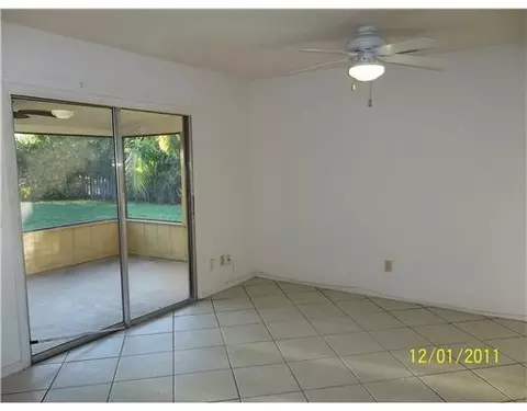 5598 SE Pine Ave, Stuart, FL 34997 photo 3
