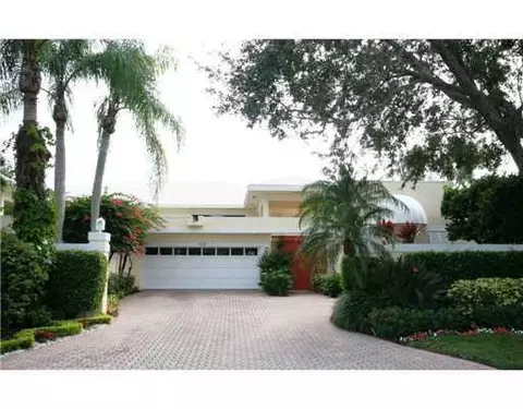 152 Waters Edge Dr, Jupiter, FL 33477 photo 2
