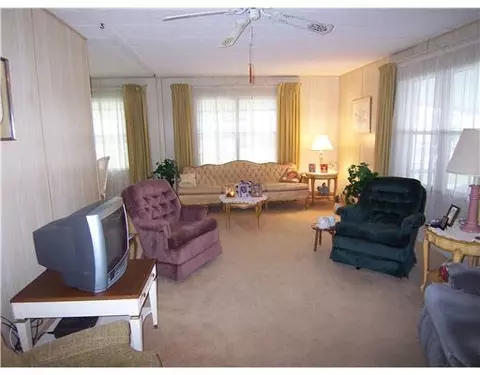 4084 Marigold Rd, Boynton Beach, FL 33436 photo 5