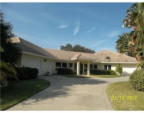 5681 SE Winged Foot Dr, Stuart, FL 34997 photo 1