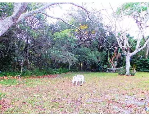 8866 Cherry Ln, Stuart, FL 34997 photo 10
