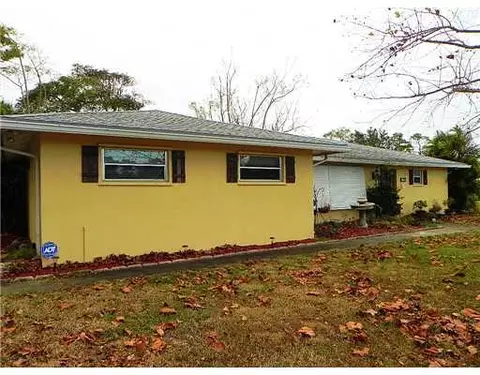 8866 Cherry Ln, Stuart, FL 34997 photo 1
