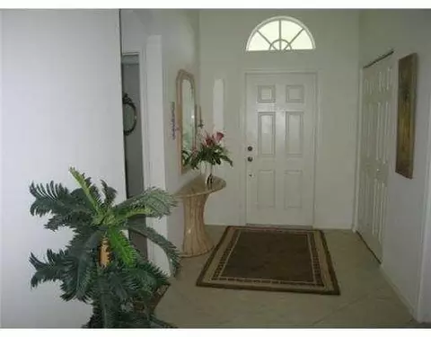 4564 SE Murray Cove Cir, Stuart, FL 34997 photo 2