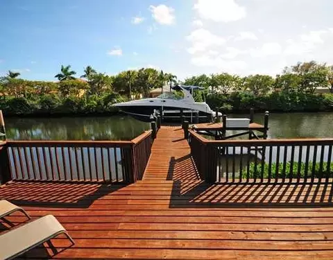 335 Regatta Dr, Jupiter, FL 33477 photo 2