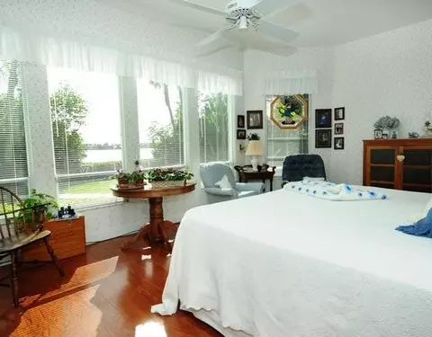 116 E Riverside Dr, Jupiter, FL 33469 photo 9