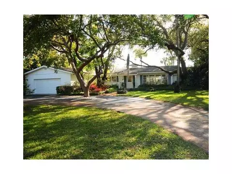 116 E Riverside Dr, Jupiter, FL 33469 photo 1