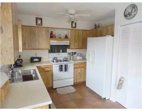 5961 Pine Dr, Stuart, FL 34997 photo 8