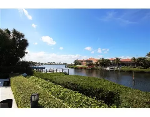 342 Eagle Dr, Jupiter, FL 33477 photo 1