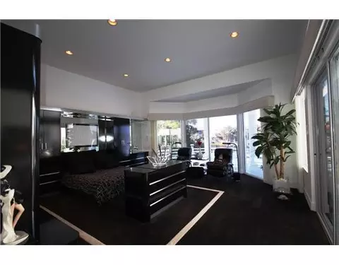 342 Eagle Dr, Jupiter, FL 33477 photo 12