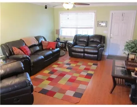 518 E Whitney Dr, Jupiter, FL 33458 photo 2