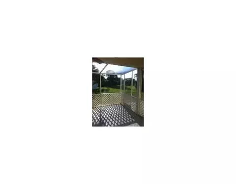 8560 Windfall Dr, Boynton Beach, FL 33472 photo 9