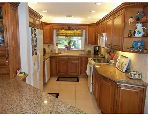 2196 Fork Rd, Stuart, FL 34994 photo 3
