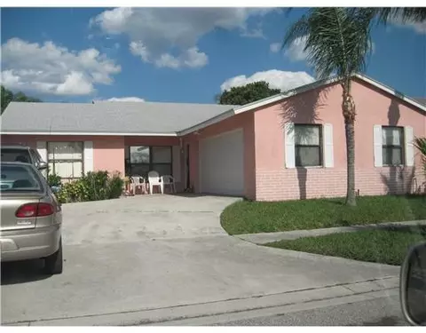 5706 E Ithaca Cir, Lake Worth, FL 33463 photo 1