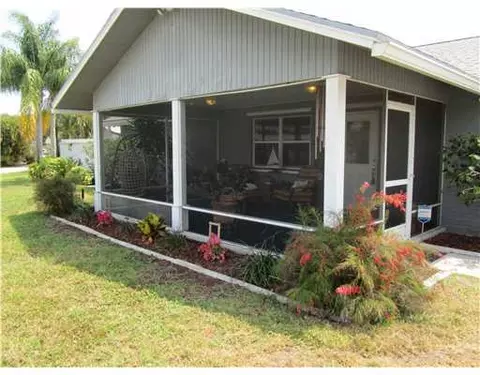 519 E Whitney Cir, Jupiter, FL 33458 photo 13