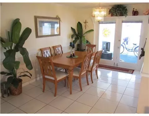 519 E Whitney Cir, Jupiter, FL 33458 photo 2