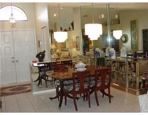 8331 Leeway Ln, Boynton Beach, FL 33436 photo 4